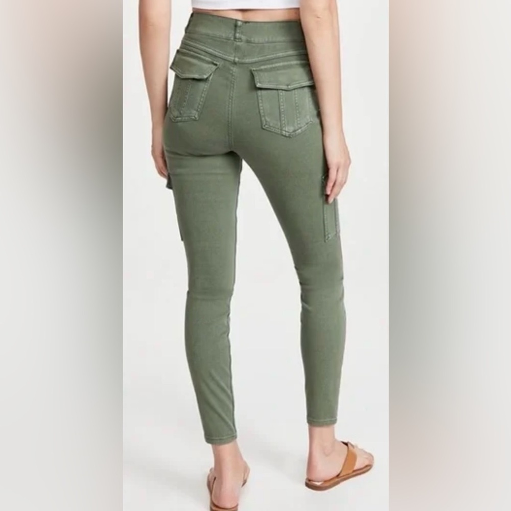 Spanx Stretch Twill Ankle Cargo Pull On Slimming Pants Sz XL in Army Green - Picture 3 of 16